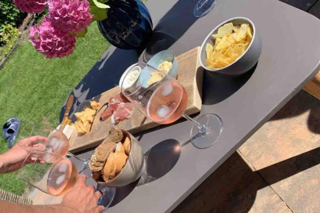 Chalet In Renesse Εξωτερικό φωτογραφία